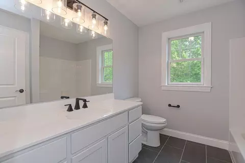 26 Cushing St, Salisbury, MA 01952 photo 33