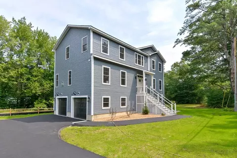 26 Cushing St, Salisbury, MA 01952 photo 2
