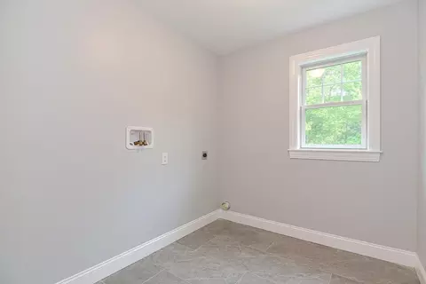 26 Cushing St, Salisbury, MA 01952 photo 35