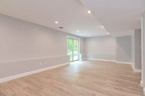 26 Cushing St, Salisbury, MA 01952 photo 39