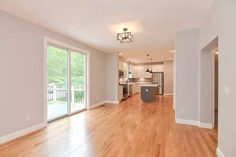 26 Cushing St, Salisbury, MA 01952 photo 10
