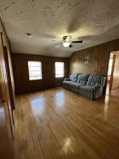 15 Branch St, Fall River, MA 02721 photo 6