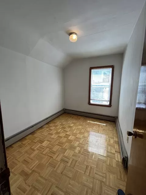15 Branch St, Fall River, MA 02721 photo 7