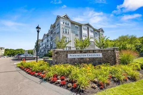 1207 Pennington Dr #1207, Walpole, MA 02081