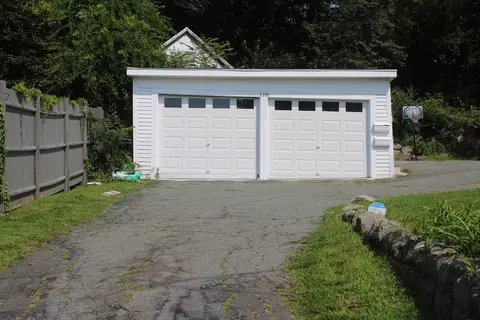 118 Eastern Ave, Gloucester, MA 01930 photo 3