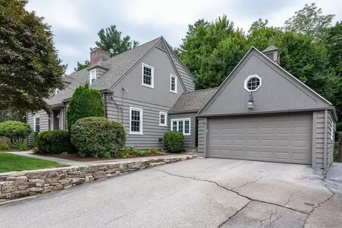 55 Holden St, Worcester, MA 01605