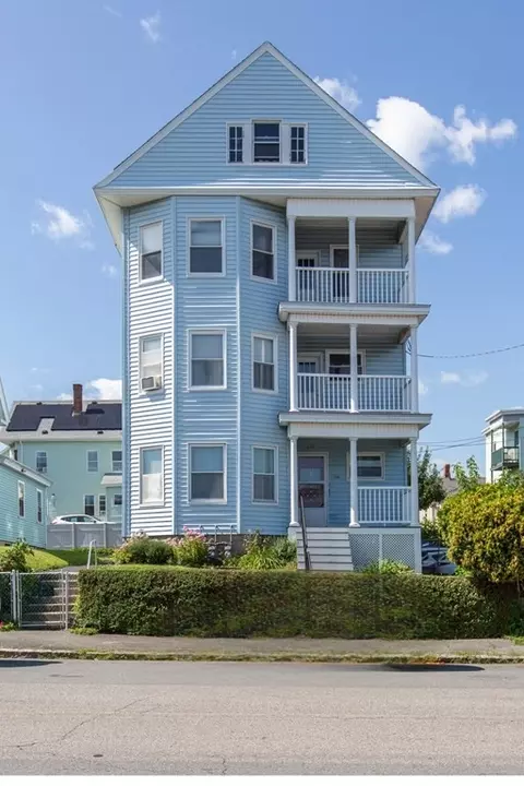 115 Allston St, Lawrence, MA 01841