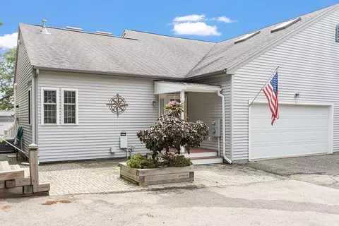 7 Glenmere Ave #A, Gloucester, MA 01930