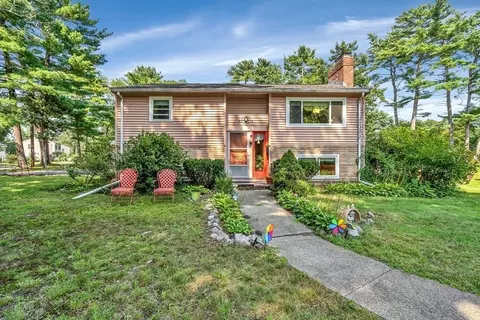 99 Webster St, Randolph, MA 02368