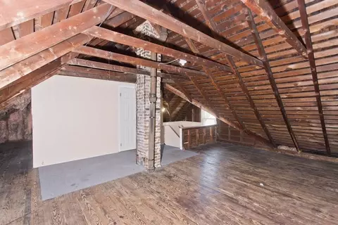 18 Greenacre Sq, Springfield, MA 01105 photo 34