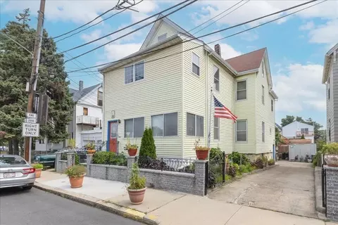 6 Macarthur St, Somerville, MA 02145