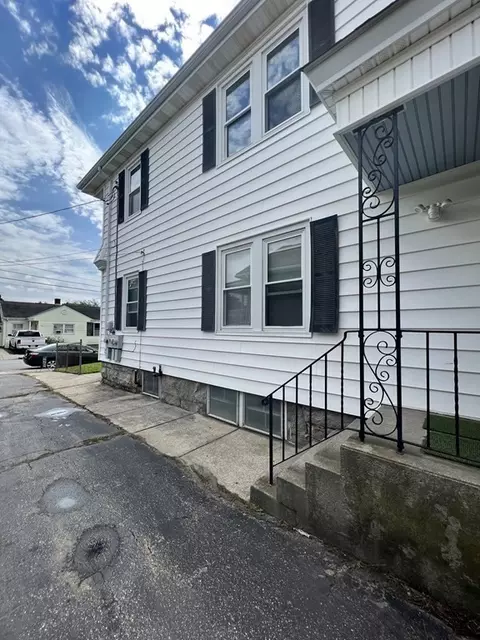 1590 Slade St, Fall River, MA 02721 photo 5