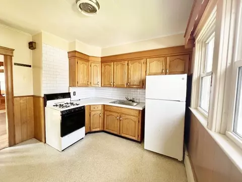1590 Slade St, Fall River, MA 02721 photo 18