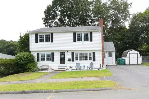 97 Spring View Dr, Lynn, MA 01904