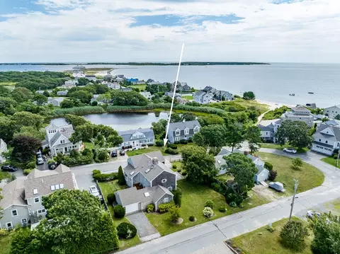 74 Breakwater Shores Dr, Barnstable, MA 02601