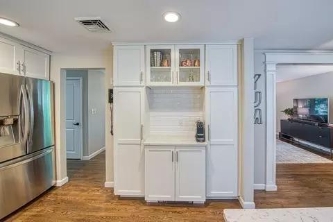 46 Eagle Dr, Sharon, MA 02067 photo 4