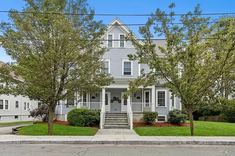 28 Parker St #28, Watertown, MA 02472