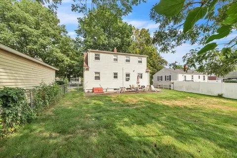 66 Clement St, Springfield, MA 01118 photo 23