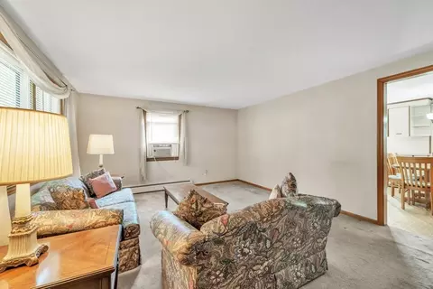 66 Clement St, Springfield, MA 01118 photo 12