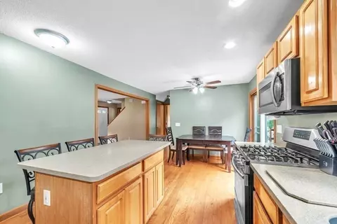 20 Cara Ln, Springfield, MA 01128 photo 6