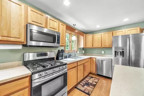 20 Cara Ln, Springfield, MA 01128 photo 7