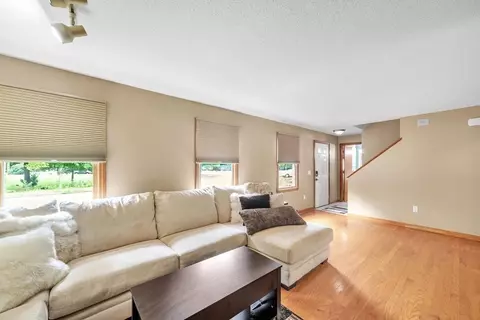 20 Cara Ln, Springfield, MA 01128 photo 11