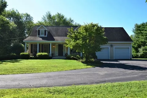 27 Exeter Rd, Kingston, NH 03848