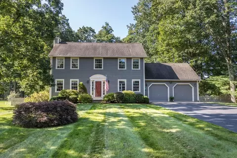 38 Larson Ave, Leominster, MA 01453
