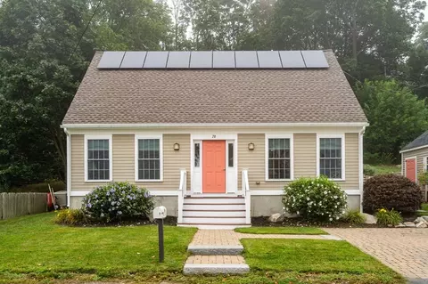 20 Reynard St, Gloucester, MA 01930