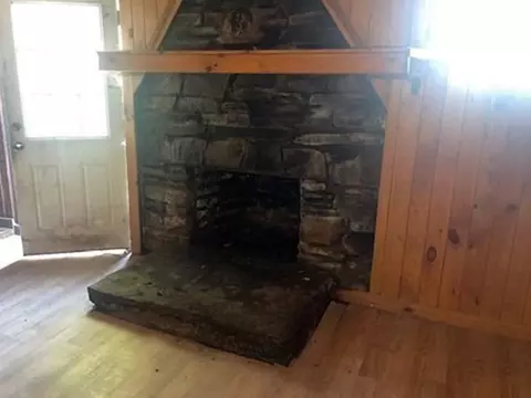 79 Station Rd, Barre, MA 01005 photo 8