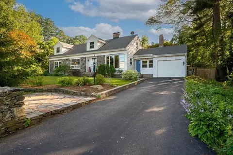 298 Thompson Rd, Webster, MA 01570