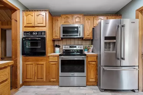 298 Thompson Rd, Webster, MA 01570 photo 18