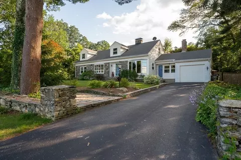 298 Thompson Rd, Webster, MA 01570 photo 3