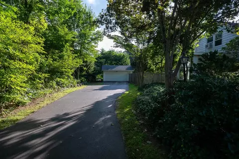 298 Thompson Rd, Webster, MA 01570 photo 4