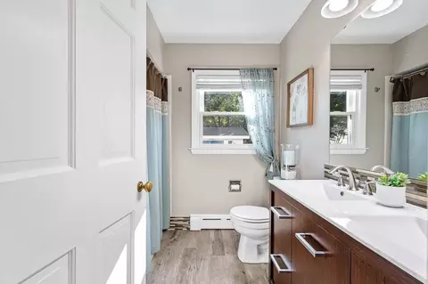 298 Thompson Rd, Webster, MA 01570 photo 10