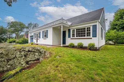 173 Adams St, Dedham, MA 02026 photo 4