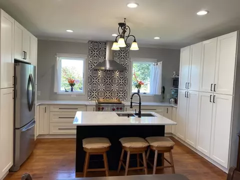 175 S Main St, Acushnet, MA 02743 photo 3