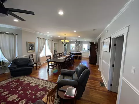175 S Main St, Acushnet, MA 02743 photo 5