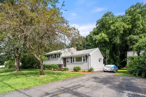 4 Dana Rd, Maynard, MA 01754 photo 2