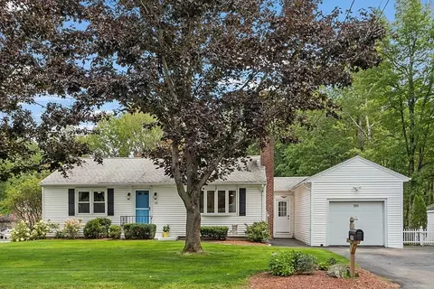 395 Prospect St, West Boylston, MA 01583