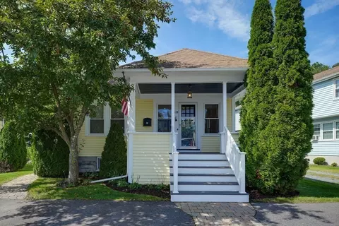 111 Tripp St, Framingham, MA 01702