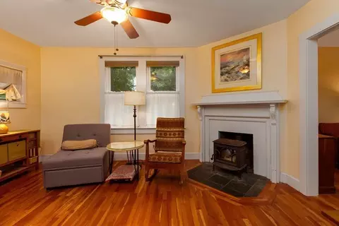 31 Plain St, Millis, MA 02054 photo 8