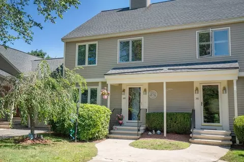 140 Brickett Hill Cir #140, Haverhill, MA 01830