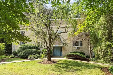 288 Swanson Rd #202, Boxborough, MA 01719