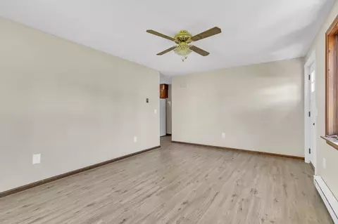 185 Murphy Ln, Chicopee, MA 01020 photo 10