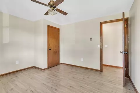 185 Murphy Ln, Chicopee, MA 01020 photo 22