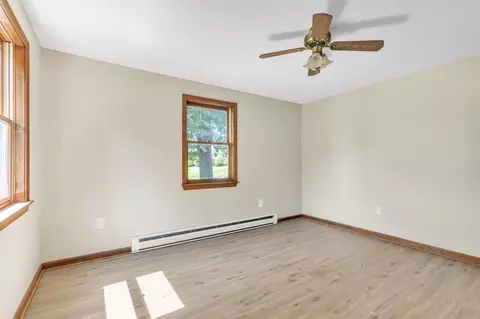 185 Murphy Ln, Chicopee, MA 01020 photo 19