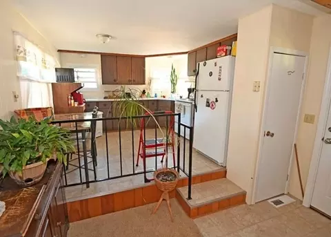 79 Great Hill Dr, Wareham, MA 02576 photo 4