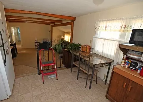79 Great Hill Dr, Wareham, MA 02576 photo 3