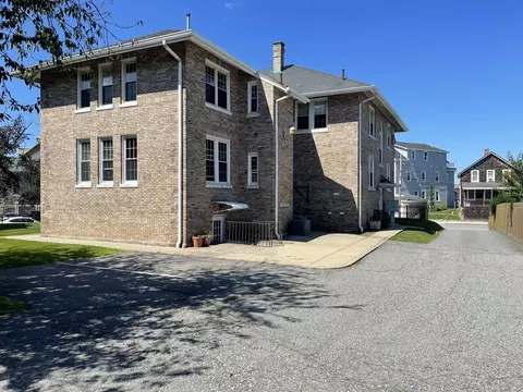 783 Slade St #103, Fall River, MA 02724 photo 2